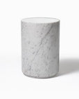 Amara Beistelltisch aus Carrara Marmor